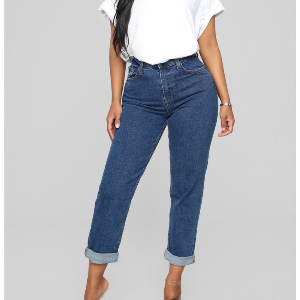 FASHION NOVA jeans